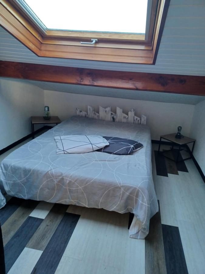 Le Clos D'Amandine Apartment Salleles-d'Aude Luaran gambar