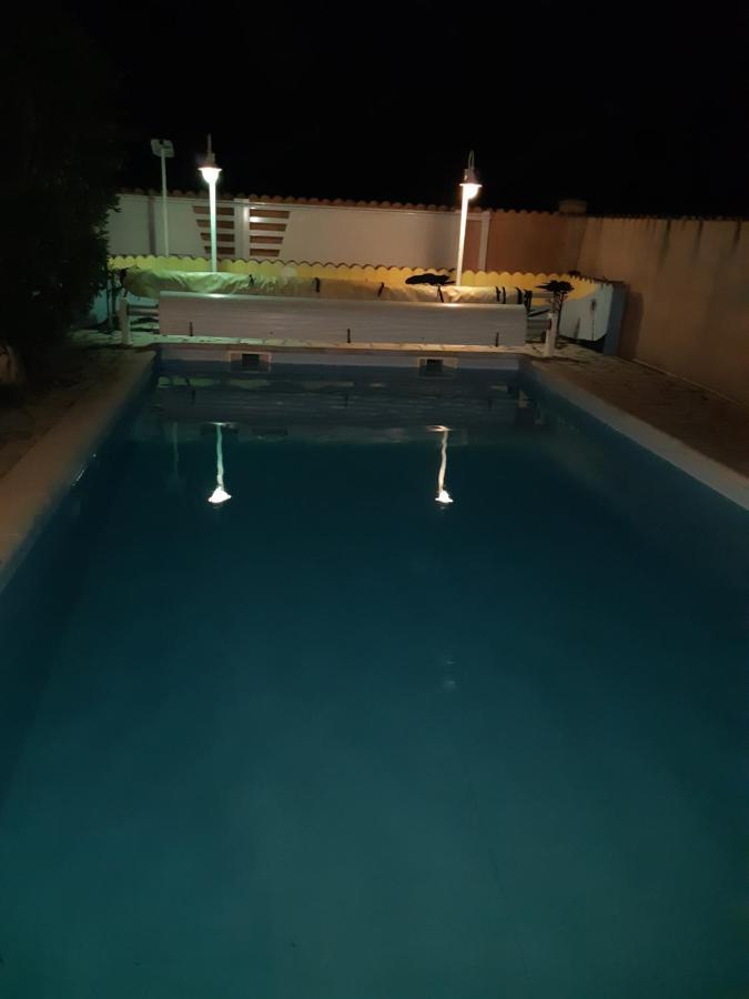 Le Clos D'Amandine Apartment Salleles-d'Aude Luaran gambar